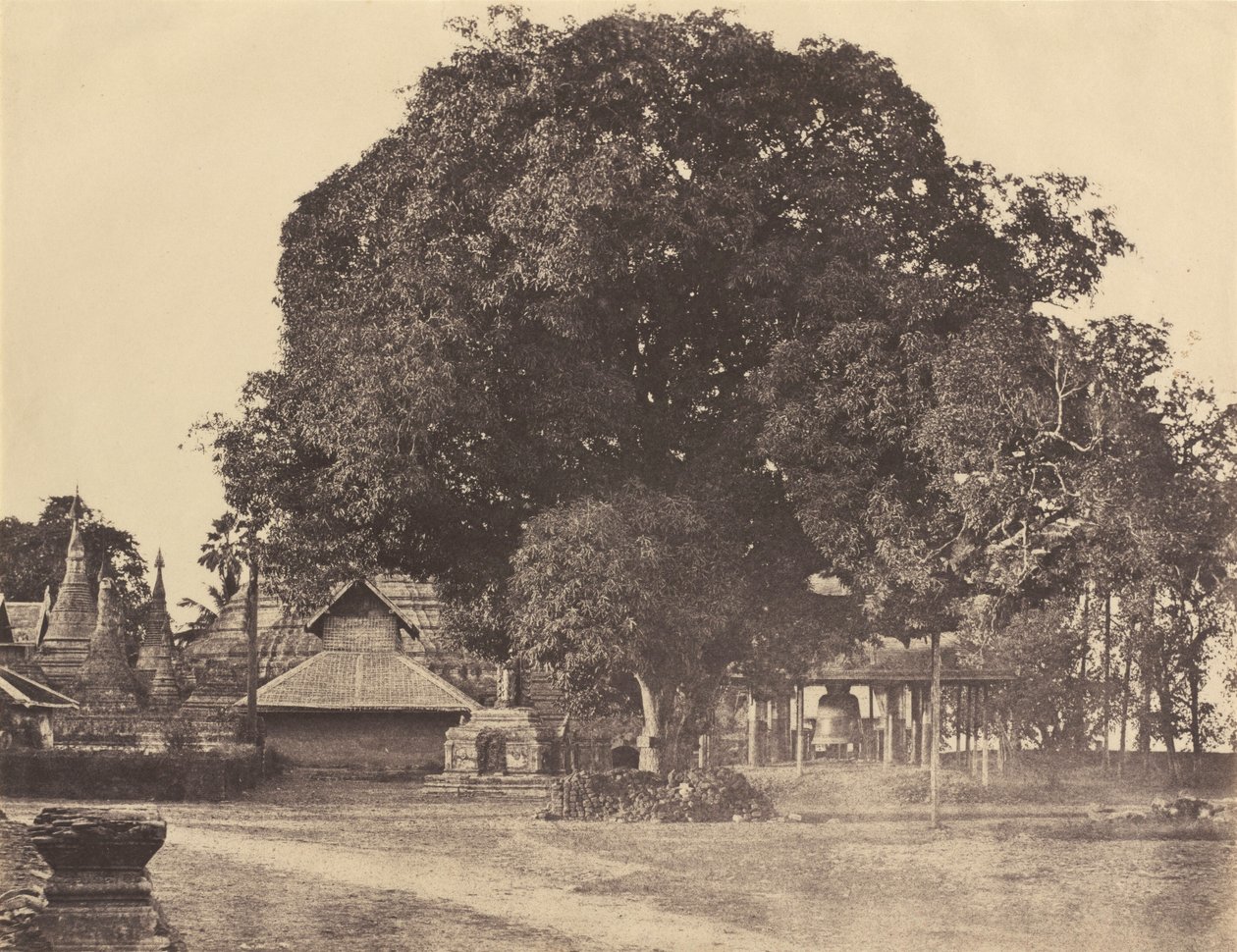 Rangoon: Dagon Pagodin suuri kello, marraskuu 1855 (kuva). tekijältä Linnaeus Tripe