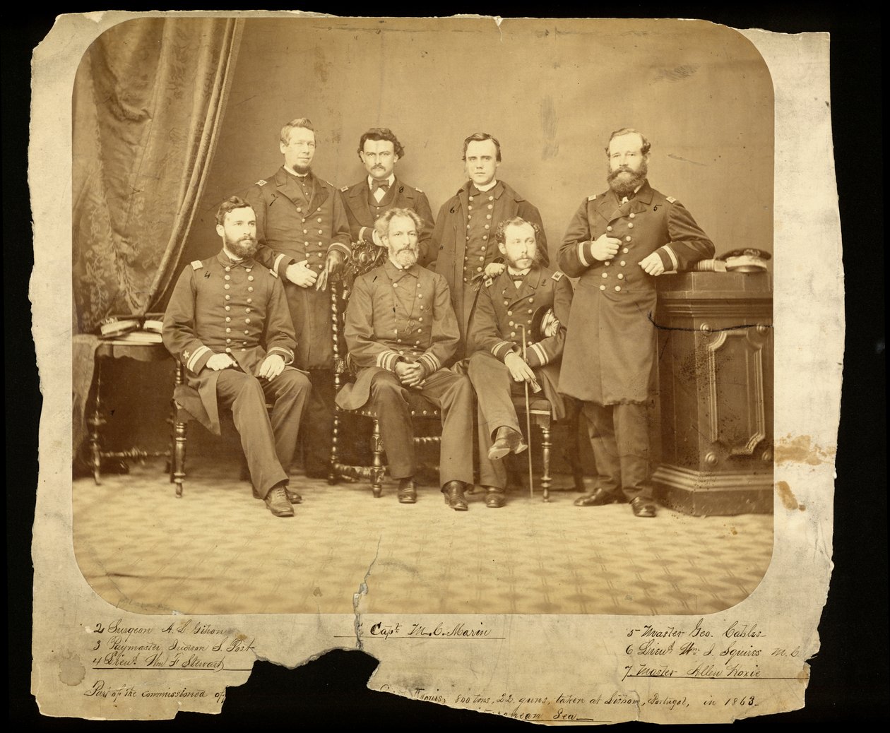 U.S.S.:n upseerit St. Louis tekijältä Lisbon Joseph N. Silveira