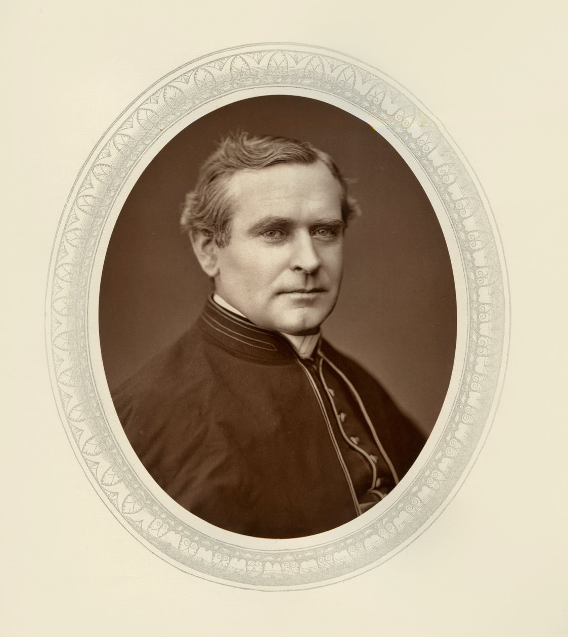 Monsignor Capel tekijältä Lock and Whitfield