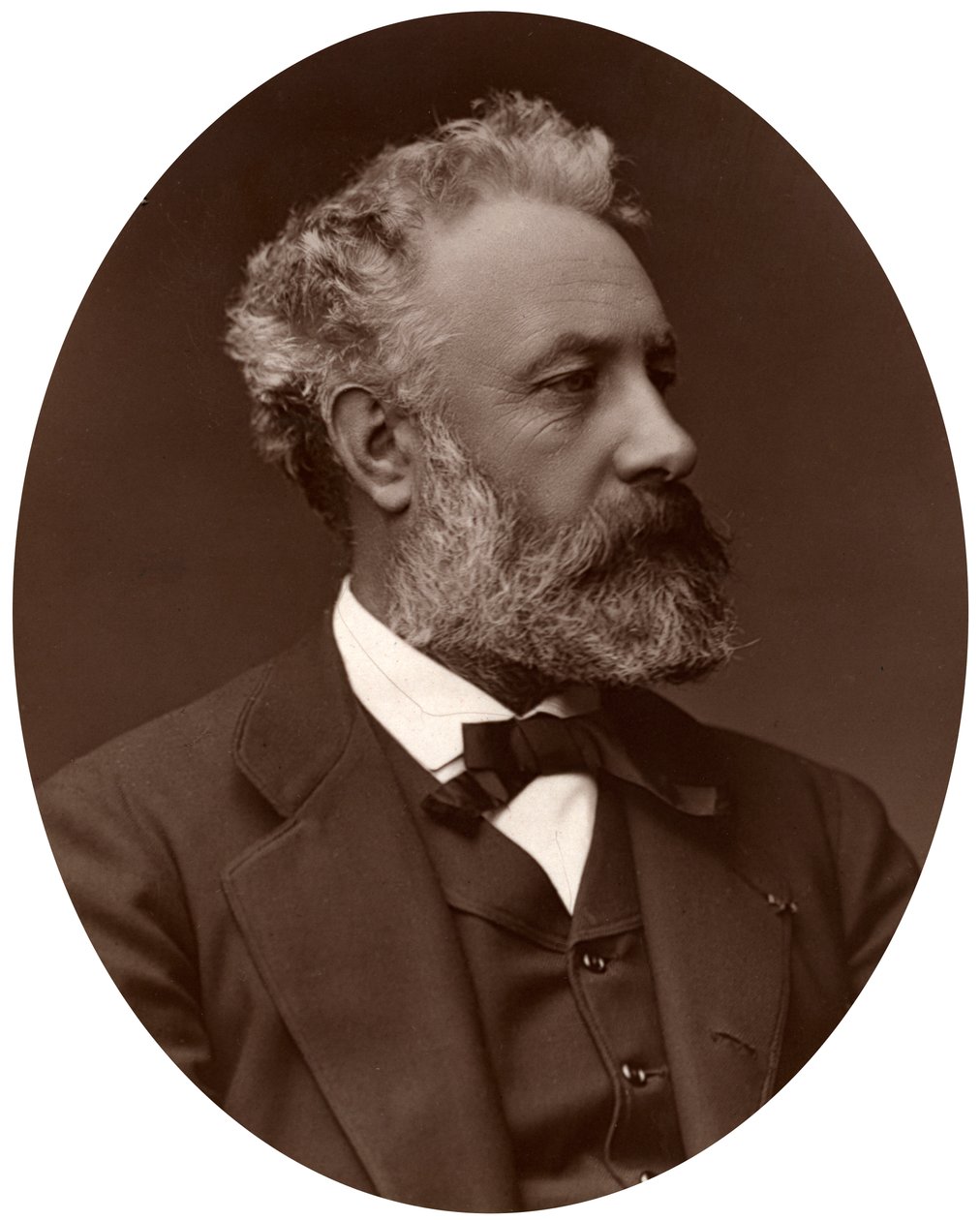 Jules Verne, ranskalainen kirjailija, 1877. tekijältä Lock and Whitfield
