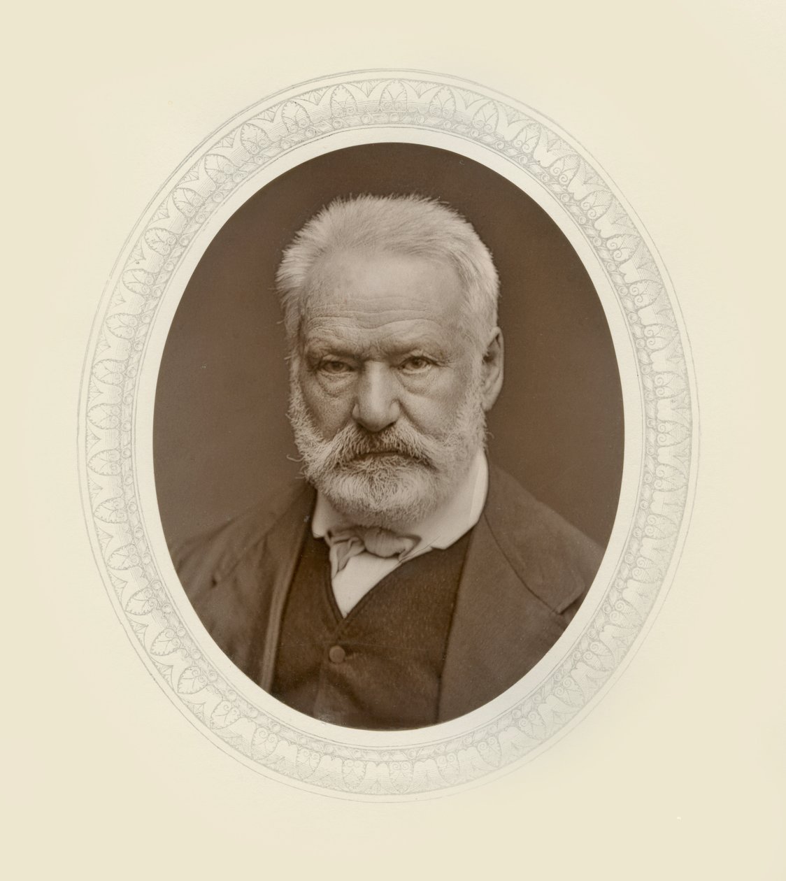 Victor Hugo tekijältä Lock and Whitfield