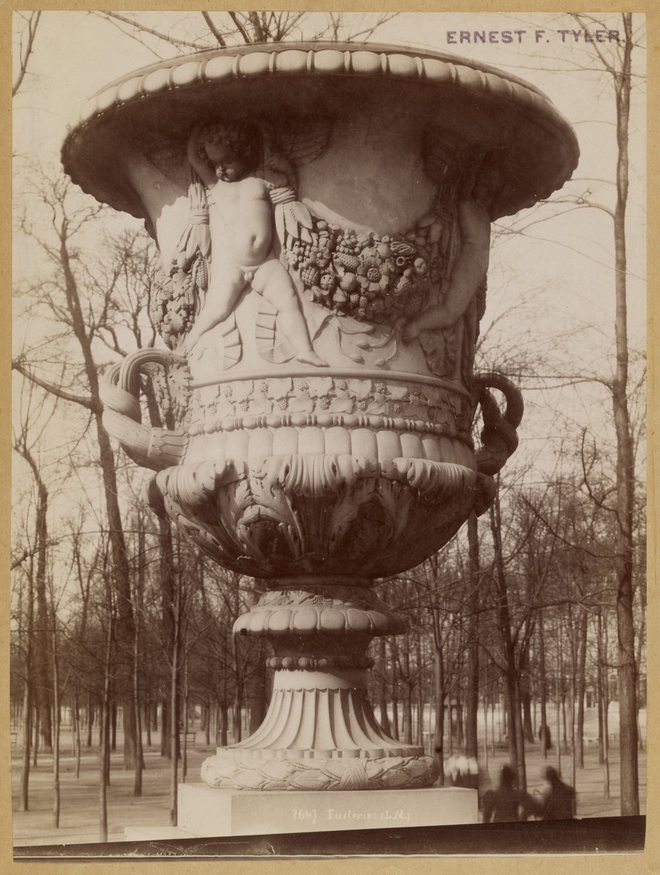 Tuileries tekijältä Léon Ménard