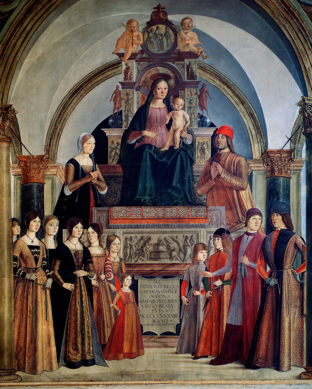 Bentivoglion neitsyt on saanut lapsen Bentivoglio-perheen jäsenten ympäröimänä. Lorenzo Costan (1460-1535) maalaus 1488 Bologna, San Giacomo Maggioren kirkko tekijältä Lorenzo Costa