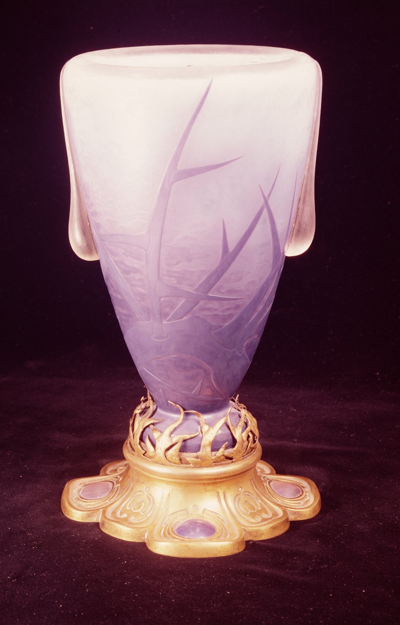 Favrile maljakko ormolu-pohjalla (lasi) tekijältä Louis Comfort Tiffany