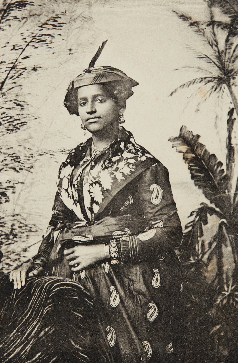 MARTINIQUE - Tyyppi- ja kreoliasu, n. 1920. tekijältä Louis Bauer