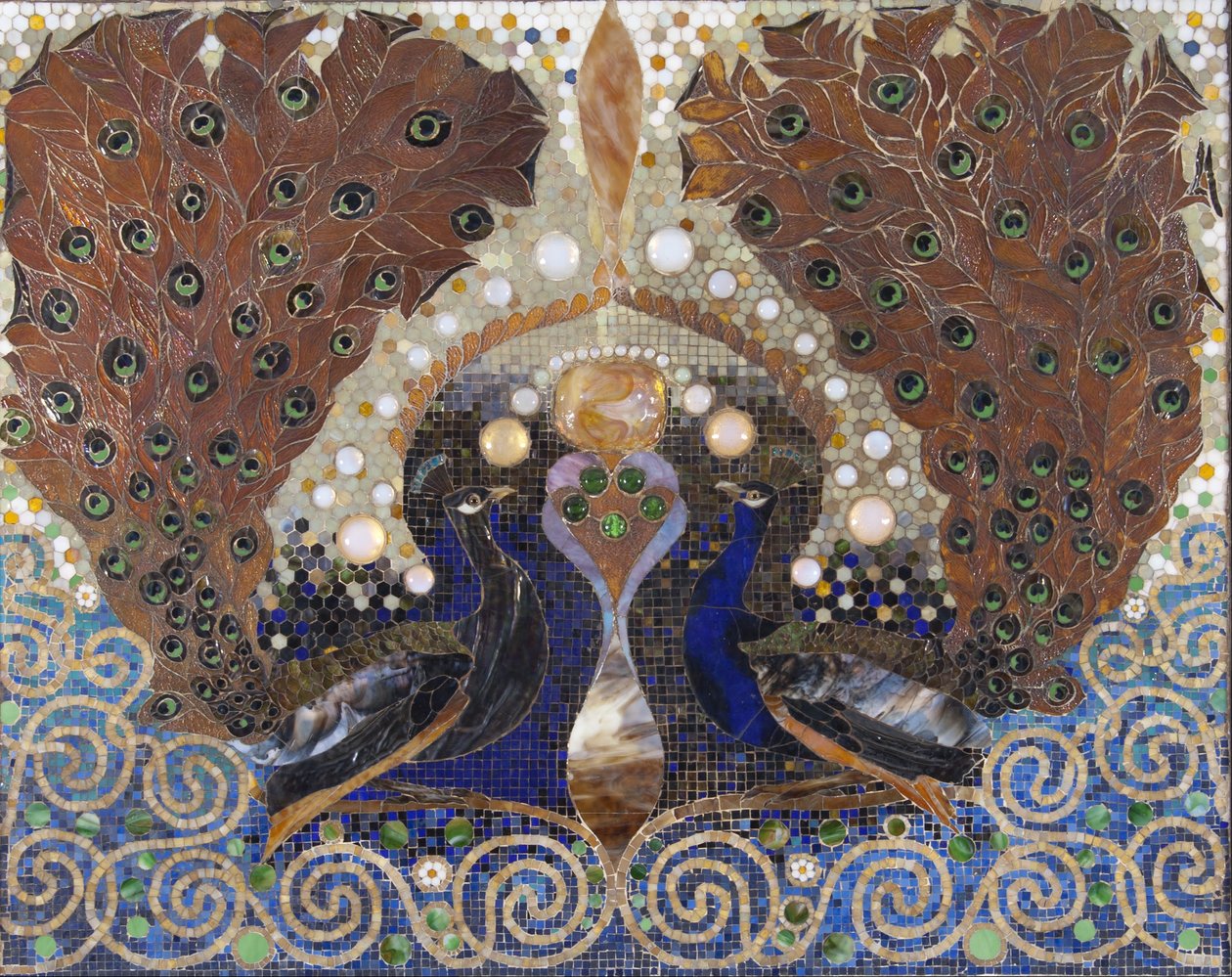 Riikinkukkomosaiikki Henry O. Havemeyerin talon sisääntuloaulasta, New York tekijältä Louis Comfort Tiffany