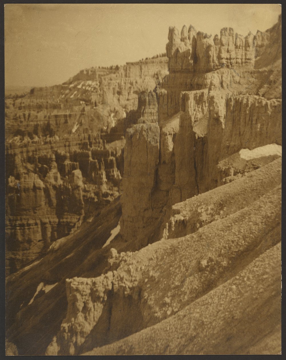 Cathedral Tower - Bryce Canyon tekijältä Louis Fleckenstein