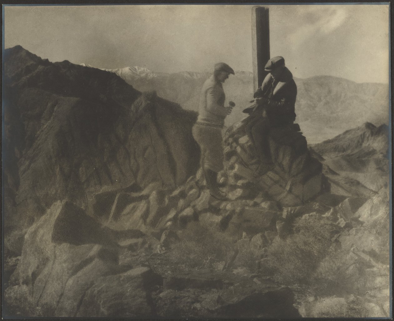 Monument Peak - Kuolemanlaakso tekijältä Louis Fleckenstein