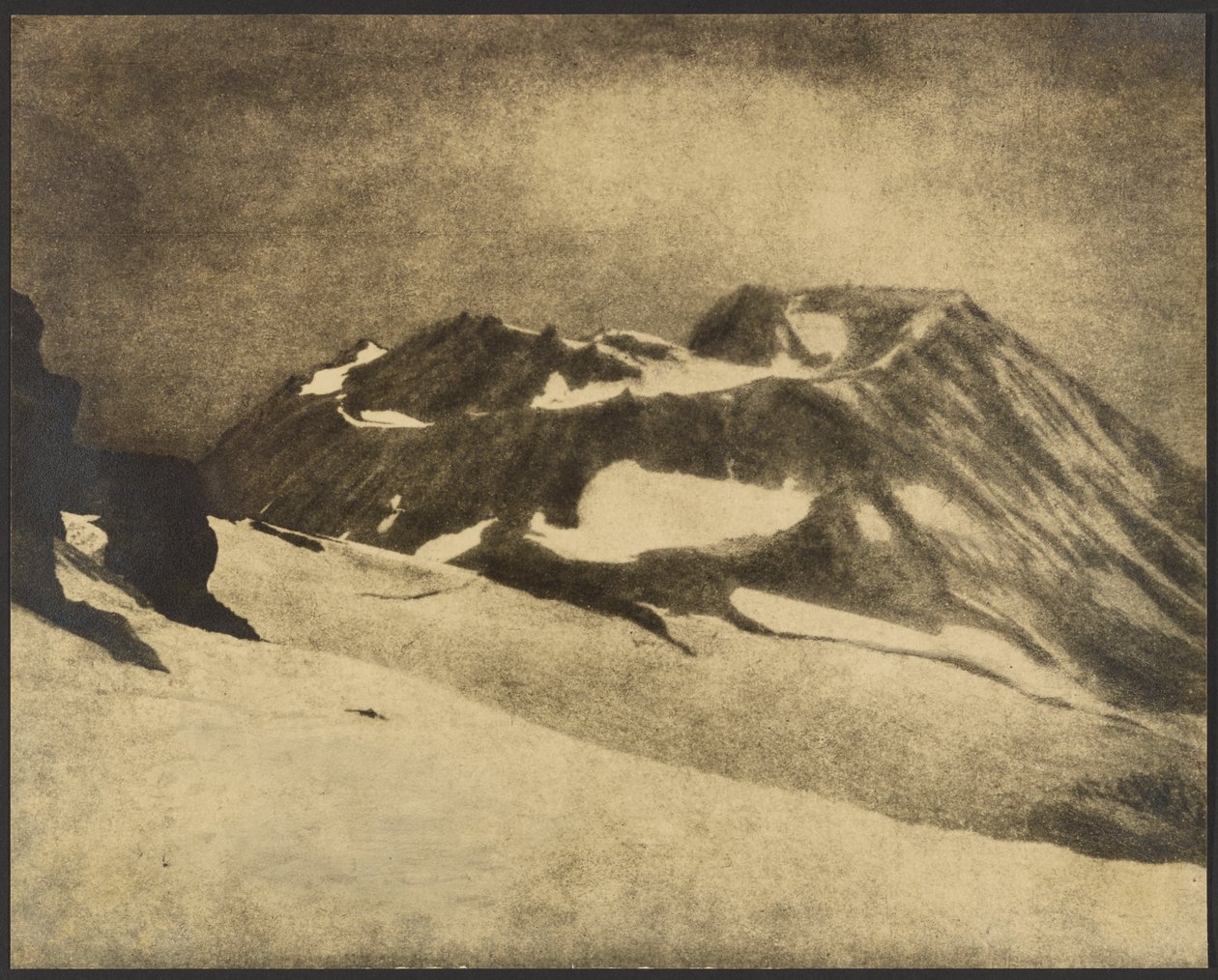 Mt. Shastan kraatteri tekijältä Louis Fleckenstein