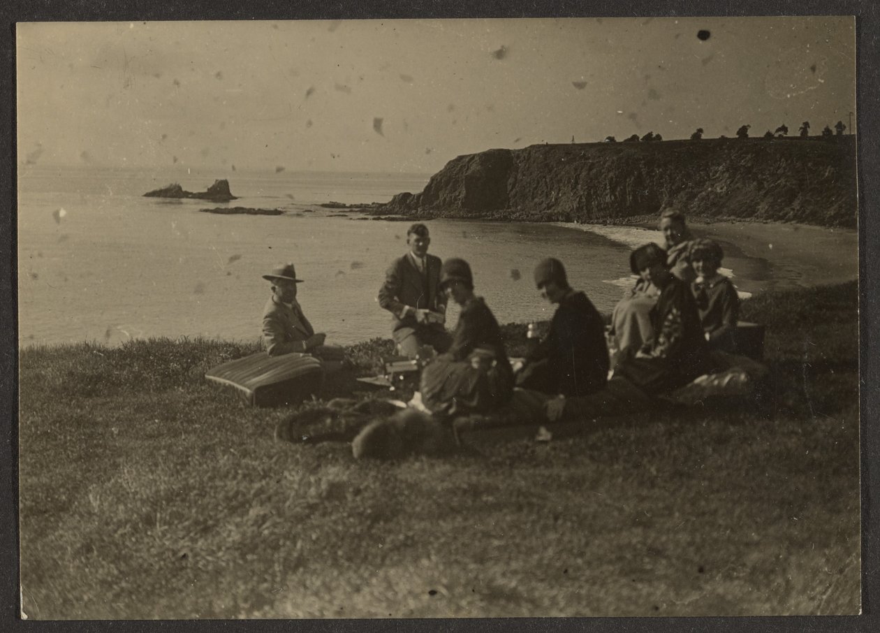 [Picnic by Ocean] tekijältä Louis Fleckenstein