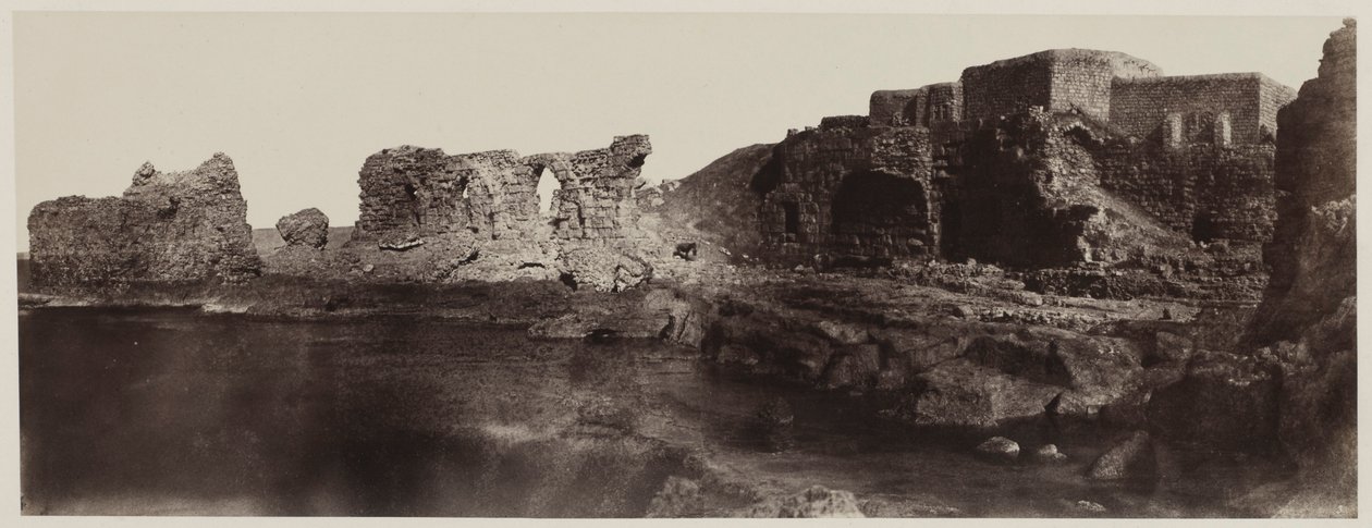 Kaalat el Athlit, Syyria, Näkymä meren rannalta, 1859. tekijältä Louis de Clercq