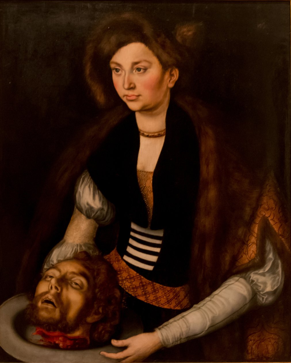 Salome Pyhän Johannes Kastajan pään kanssa tekijältä Lucas Cranach the Elder