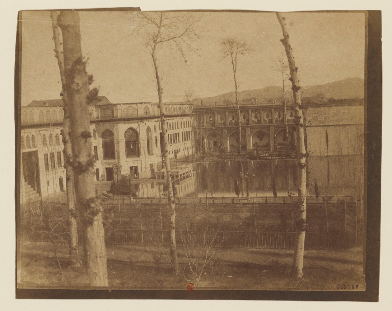 Téhéran, palais, Cour du lac Golestan tekijältä Luigi Pesce