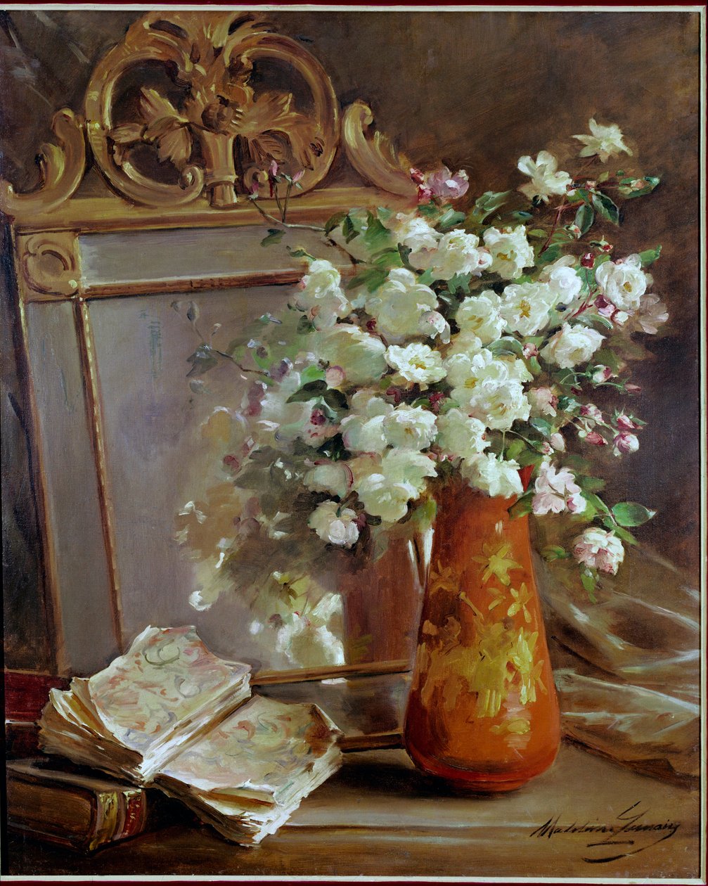 Punainen maljakko asetelma peilillä, kukkakimppu ja kirja. Madeleine Lemairen (1845-1928) maalaus, 1900-luku. Yksityinen kokoelma tekijältä Madeleine Lemaire