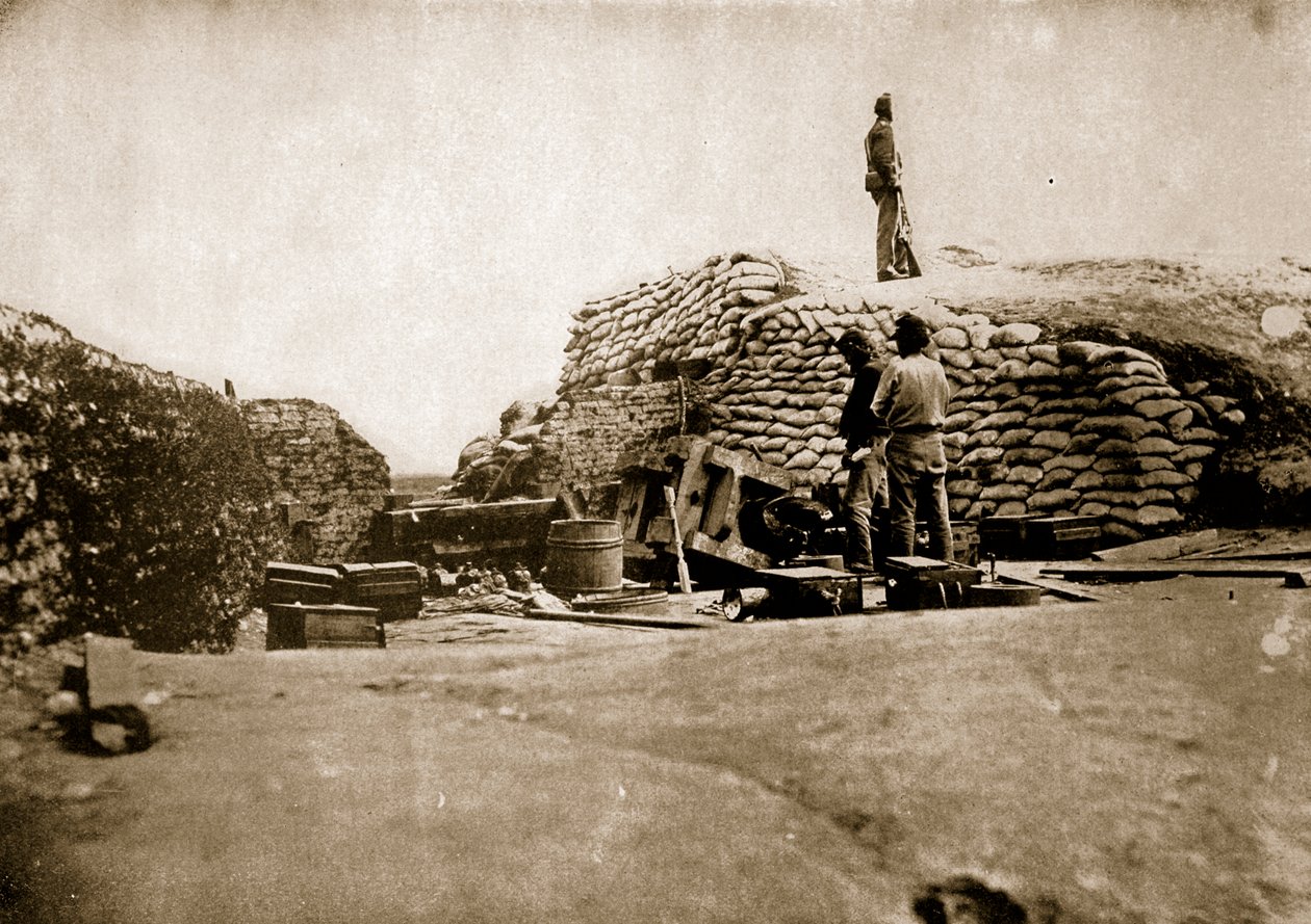 Hiekkapussin puolustus ja räjähtänyt ase, 1861-65 tekijältä Mathew B. Brady
