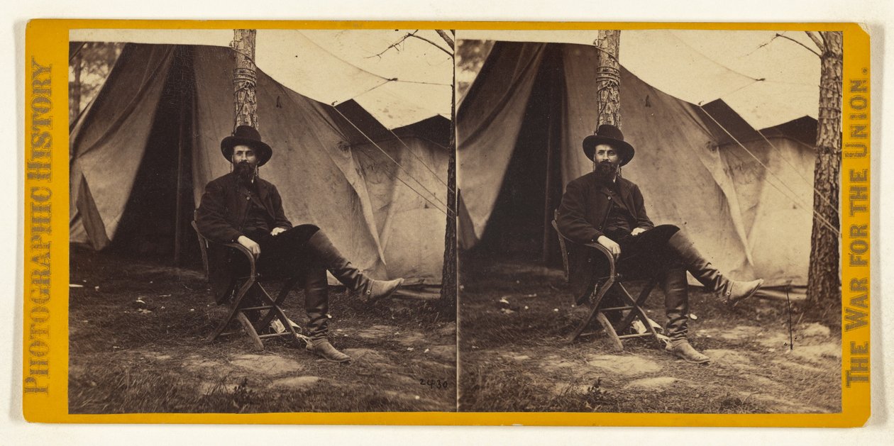 Dana, sotaministeriön apulaisministeri; kuva otettu kenraali Grantin päämajassa, Virginia. tekijältä Mathew B. Brady