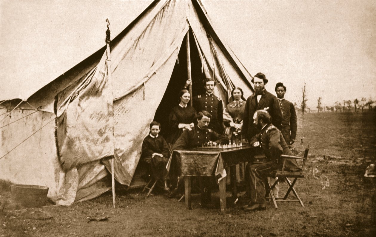 Kenraali James H. Wilson ja ystävät, 1861-65 (seepiakuva) tekijältä Mathew B. Brady