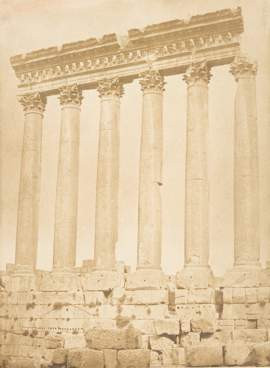Auringon temppelin pylväikkö, Baâlbek Heliopolis, syyskuu 1850. tekijältä Maxime Du Camp