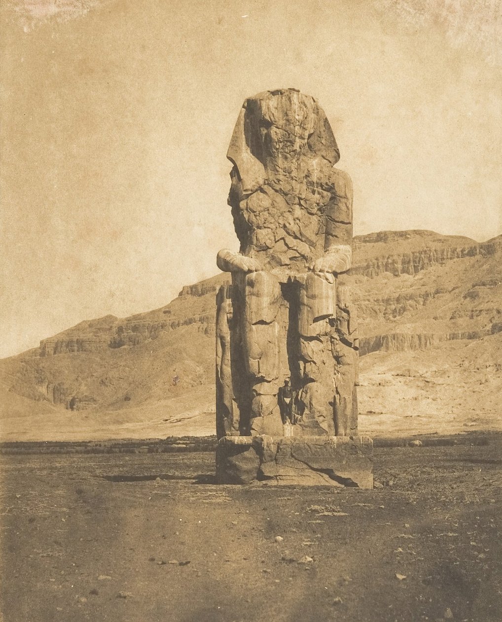 Amenophis III:n monoliittinen kolossi Thebassa, 1849-50. tekijältä Maxime Du Camp