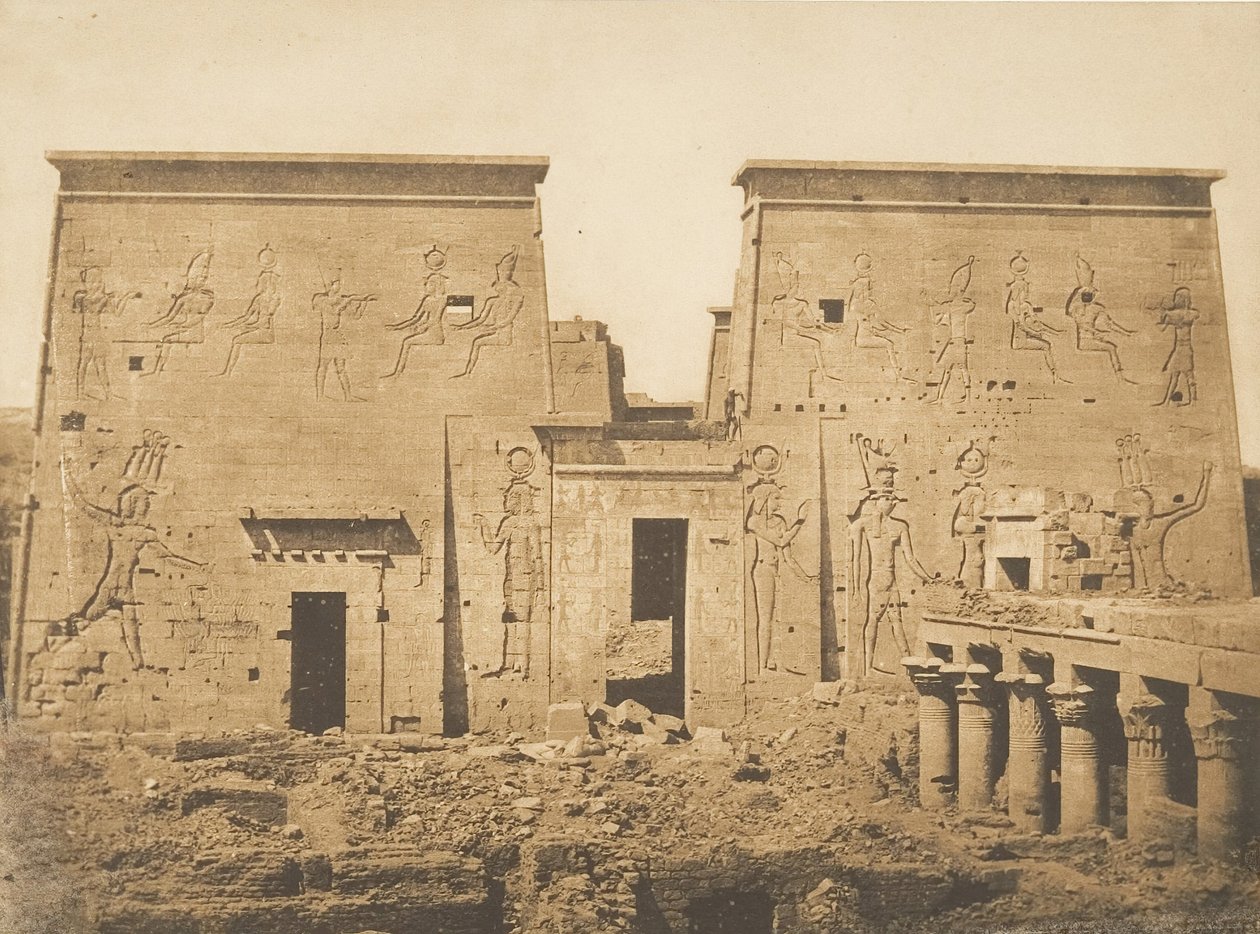 Suuren Isisin temppelin Dromos ja Pylones Philaessa, 13. huhtikuuta 1850. tekijältä Maxime Du Camp
