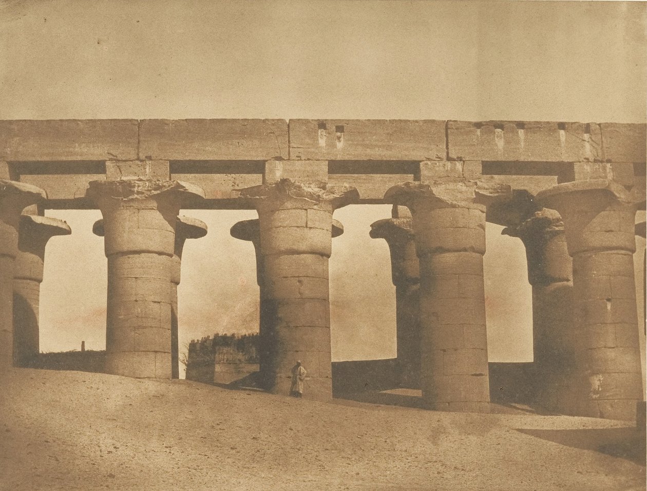 Amenhotep III:n palatsin suuri pylväikkö Luxorissa, Thebes, 1849-50. tekijältä Maxime Du Camp