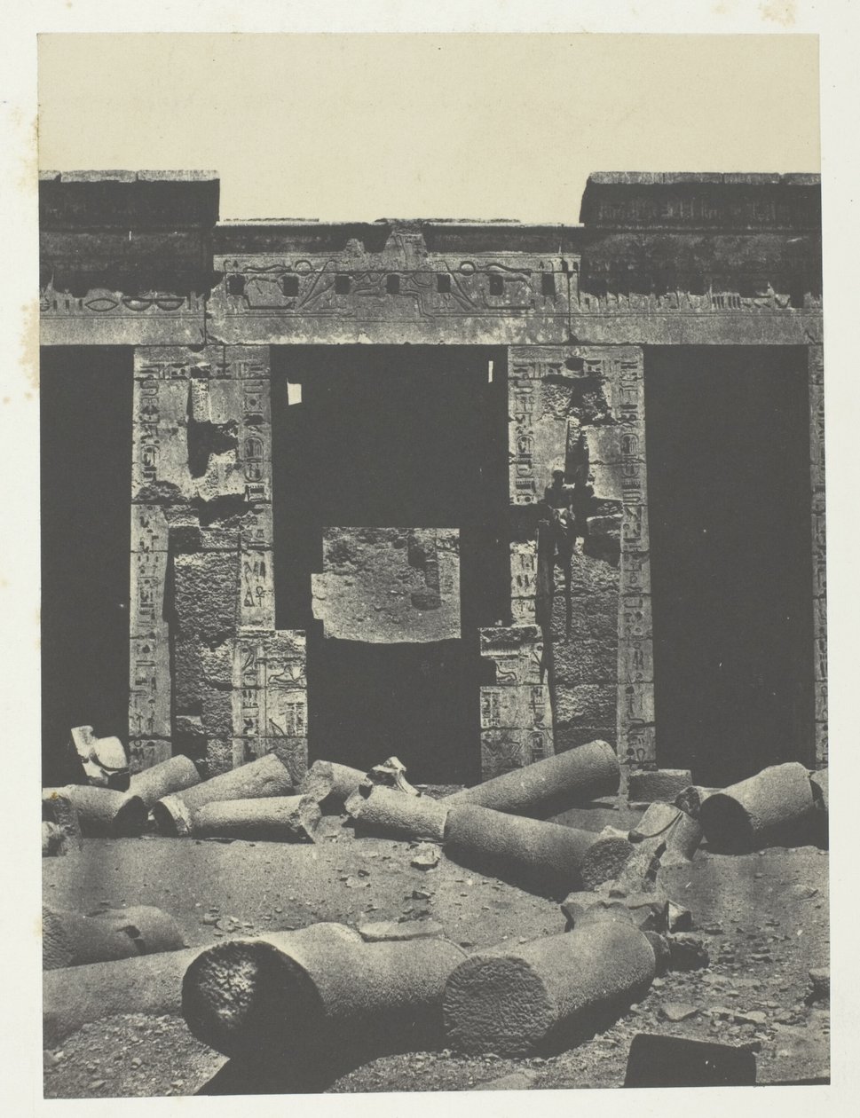 Medinet-Habou, Ramses-Méiamounin palatsin peristyylin itäosa; Thebes tekijältä Maxime Du Camp