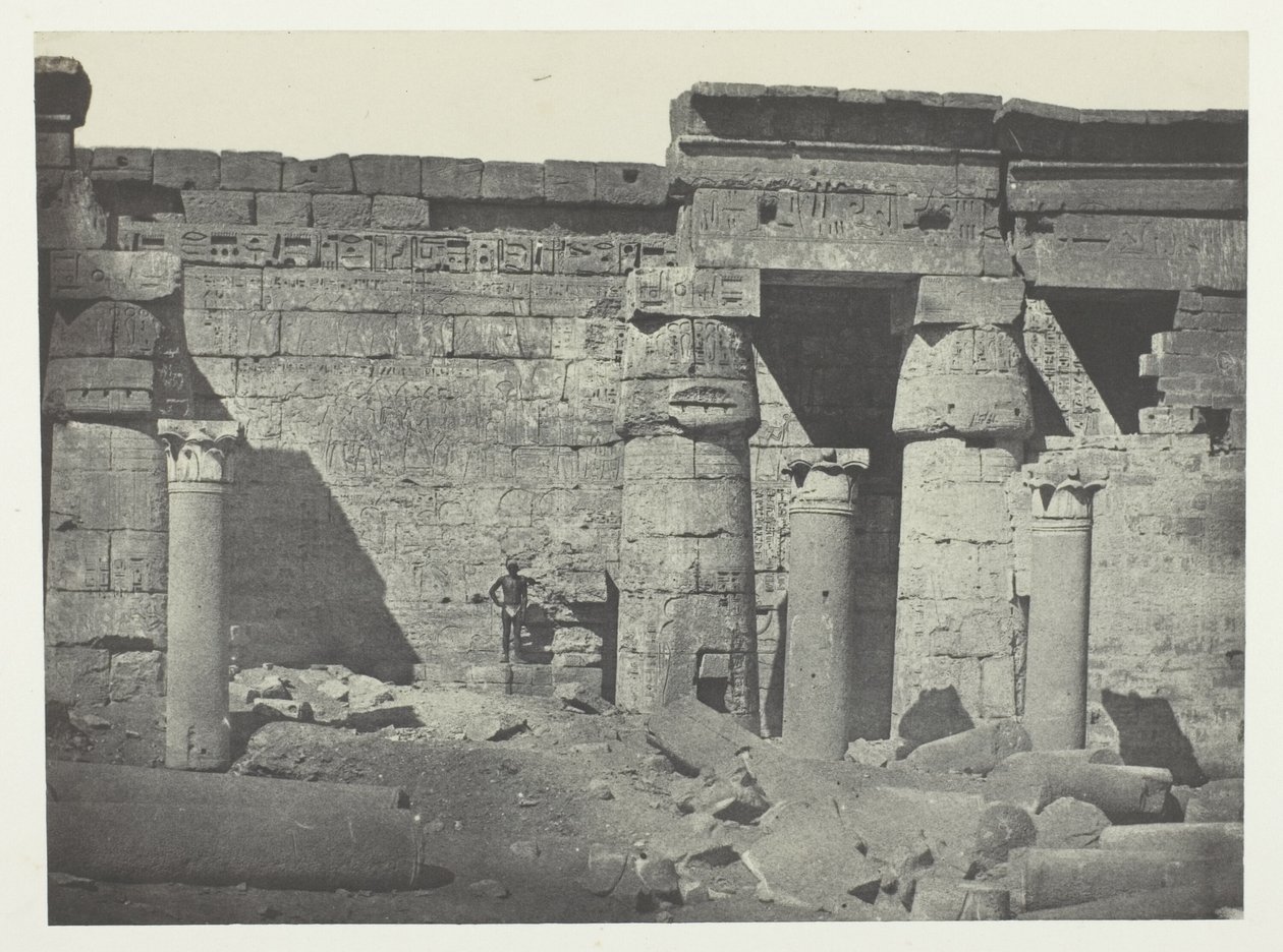Medinet-Habou, Ramses-Méiamounin palatsin peristyle; Thebes tekijältä Maxime Du Camp