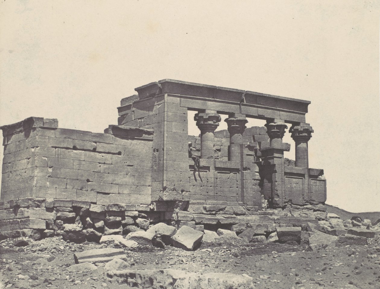 Nubia. Debodin temppeli. Antoninuksen matkasuunnitelman parembola, 1850. tekijältä Maxime Du Camp