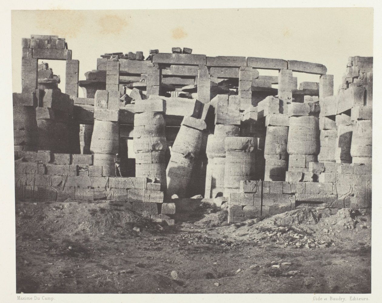Karnakin palatsi, Hypostyle Hall otettu pohjoiseen; Thebes tekijältä Maxime Du Camp