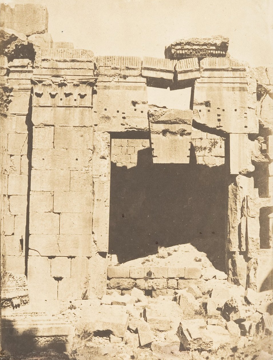 Jupiterin temppelin portti, Baalbek Heliopolis, syyskuu 1850. tekijältä Maxime Du Camp