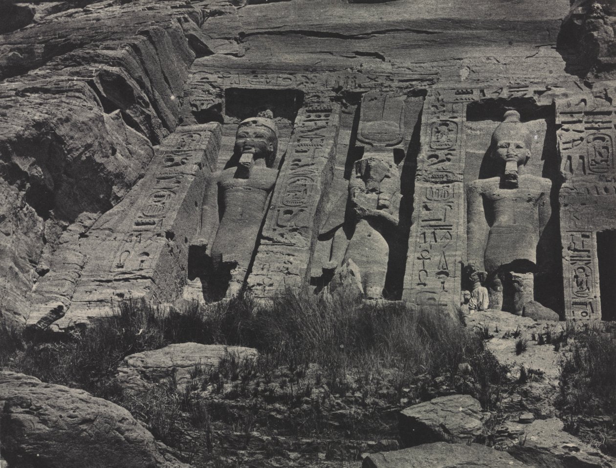 Kallioon hakatun Hathorin temppelin eteläosa, Abu Simbel tekijältä Maxime Du Camp