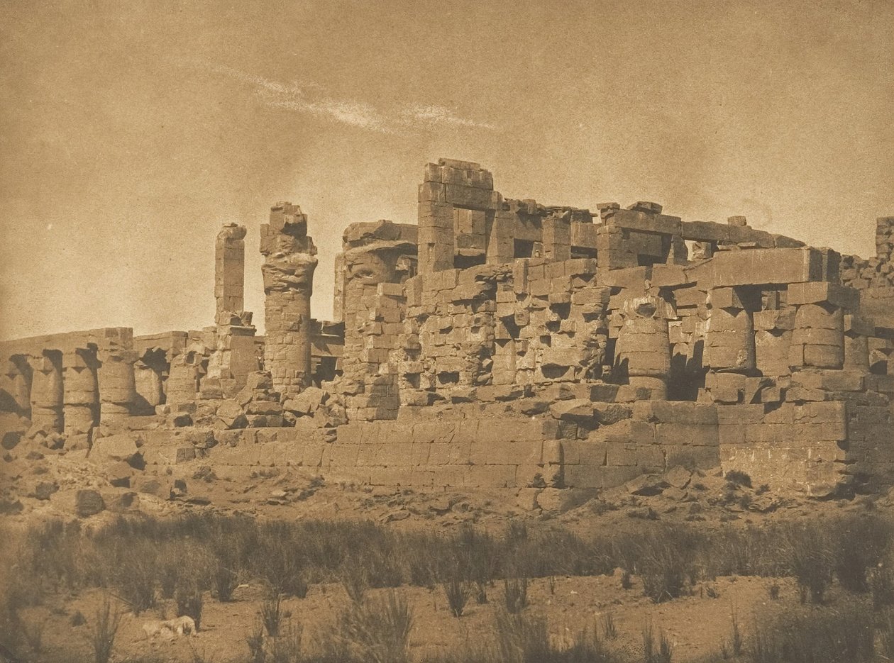 Näkymä Karnacin palatsin Hypostyle-salista, otettu pohjoisesta kulmasta, 1849-50. tekijältä Maxime Du Camp