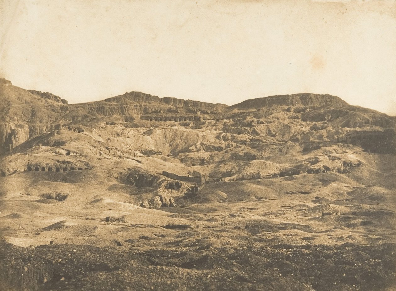 Yleiskuva Thebes Gournahin nekropolista, 1849-50. tekijältä Maxime Du Camp