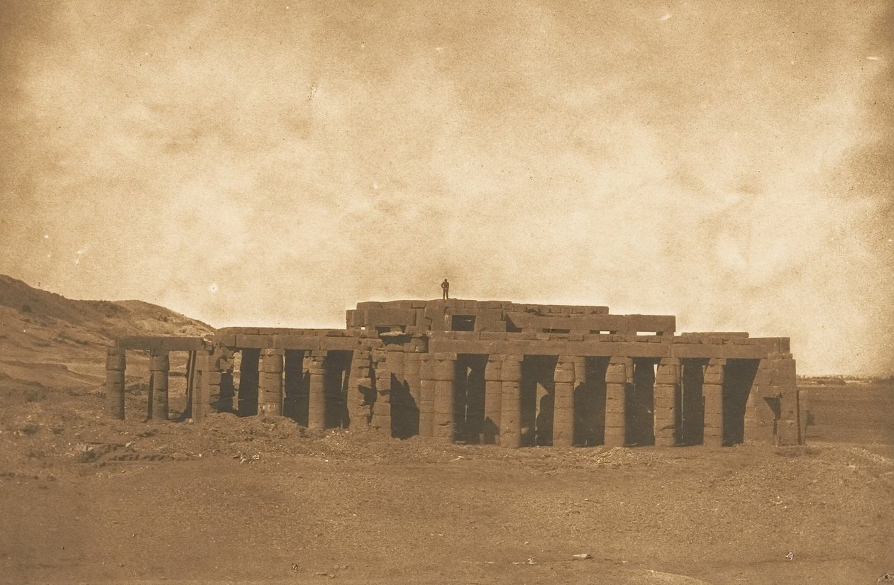 Yleinen näkymä Rhamesseumin raunioista, Thebes Osymandian Tomb, 1849-50. tekijältä Maxime Du Camp