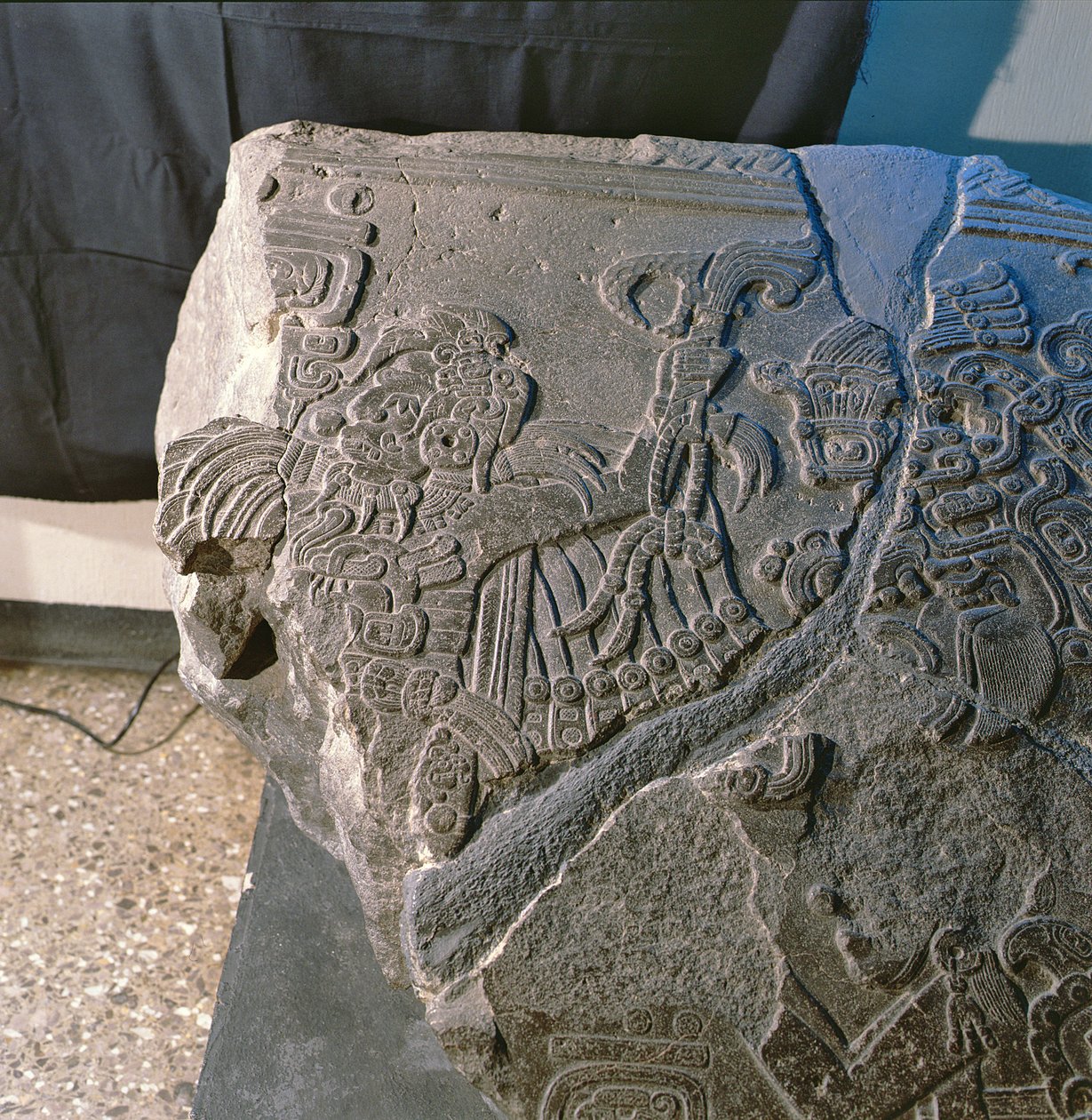 Alttari 10, Kaminaljuyu, Guatemala, Mayojen klassinen kausi (600-900 jKr.). tekijältä Mayan