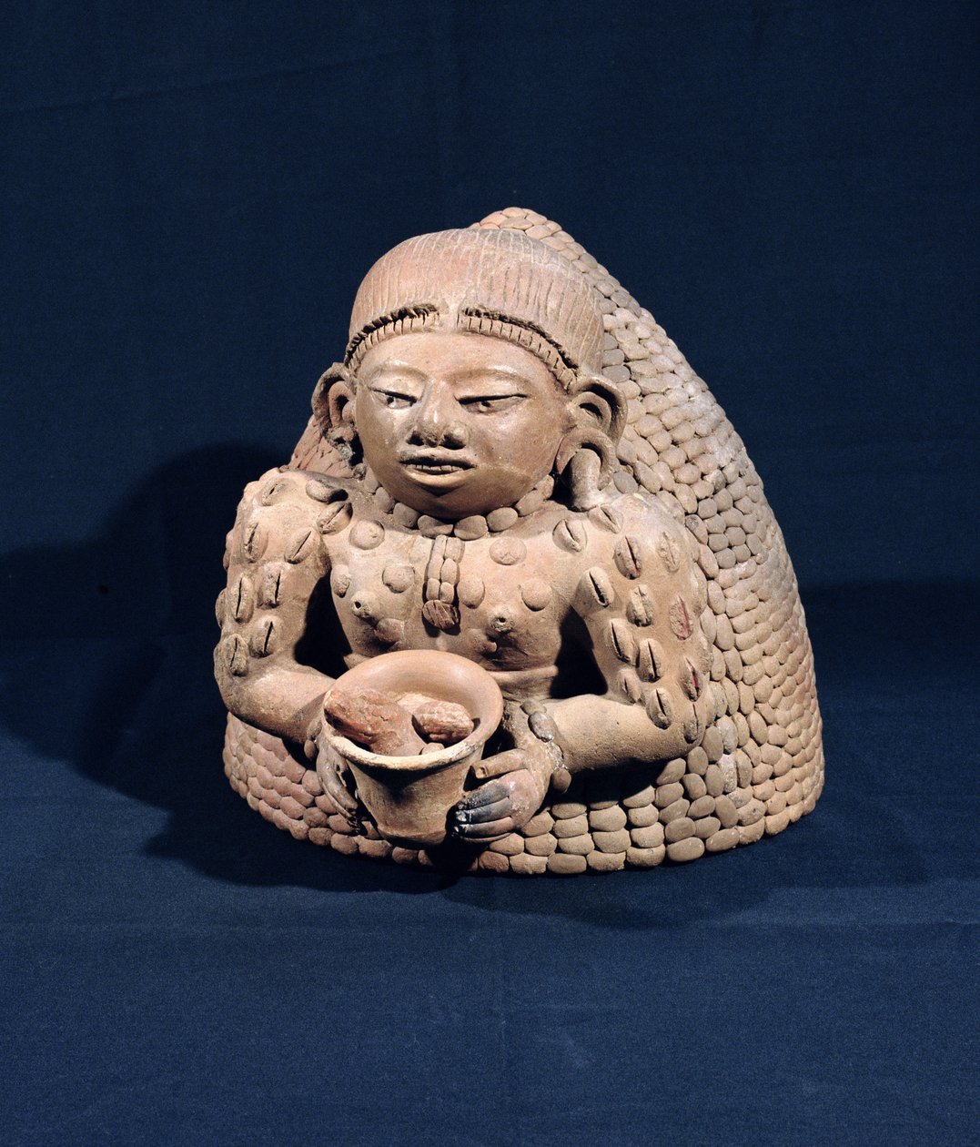 Antropomorfinen maljakko, Peten, Guatemala (keramiikka) tekijältä Mayan