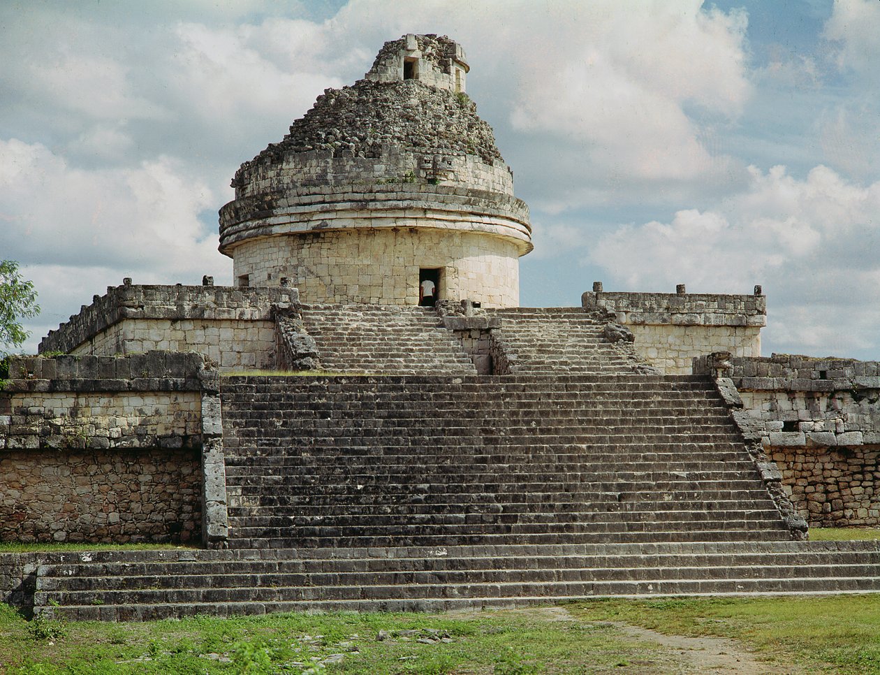 El Caracol (Suuri kotilo) tekijältä Mayan