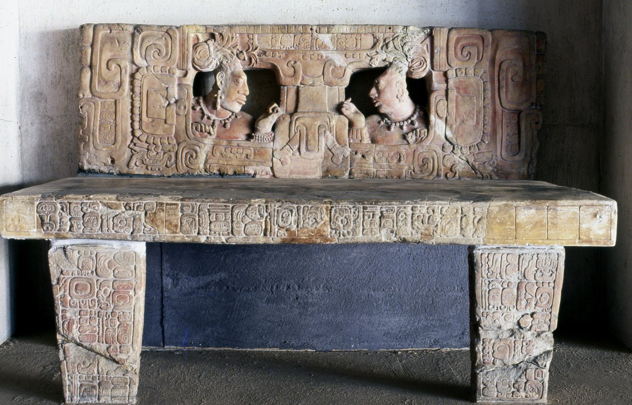 Throne 1 from Piedras Negras, Usamacinta, Guatemala, Late Classic Period (600-900) tekijältä Mayan