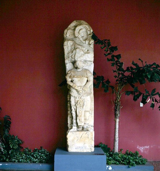 Stela 15 Piedras Negrasista, Petenistä, Guatemalasta, myöhäisklassinen aika (781 jKr) (kivi) tekijältä Mayan Mayan