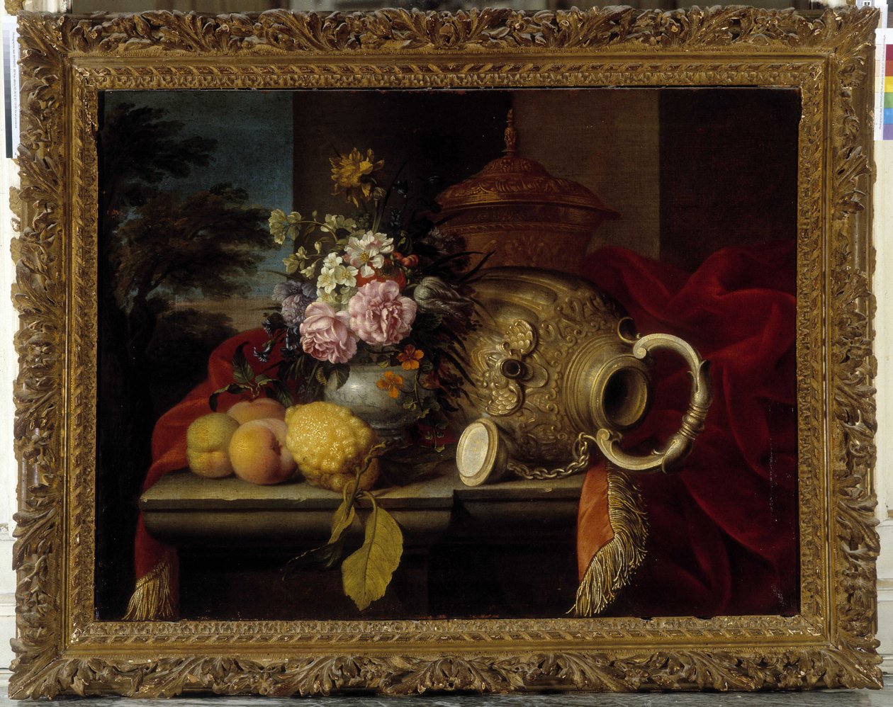 Asetelma kukkakimpulla, hedelmillä, maljakolla ja punaisella kankaalla (öljy kankaalle) tekijältä Meiffren (c.1630 1705) Conte