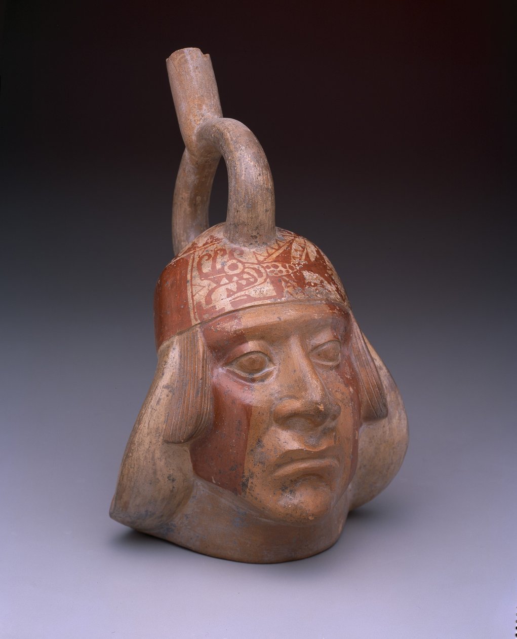 Jalustimen nokka-astia: pystysuuntainen pää, AD 200-500 (keraaminen liukulla) tekijältä Mesoamerican Mesoamerican