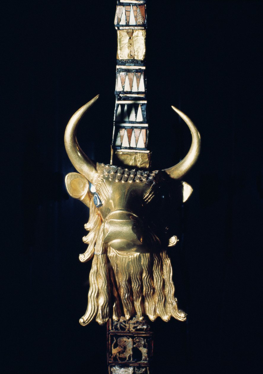 Härän pää, koriste harppusta, 2800-2300 eKr. (kullattu puu) (ks. 198659) tekijältä Mesopotamian