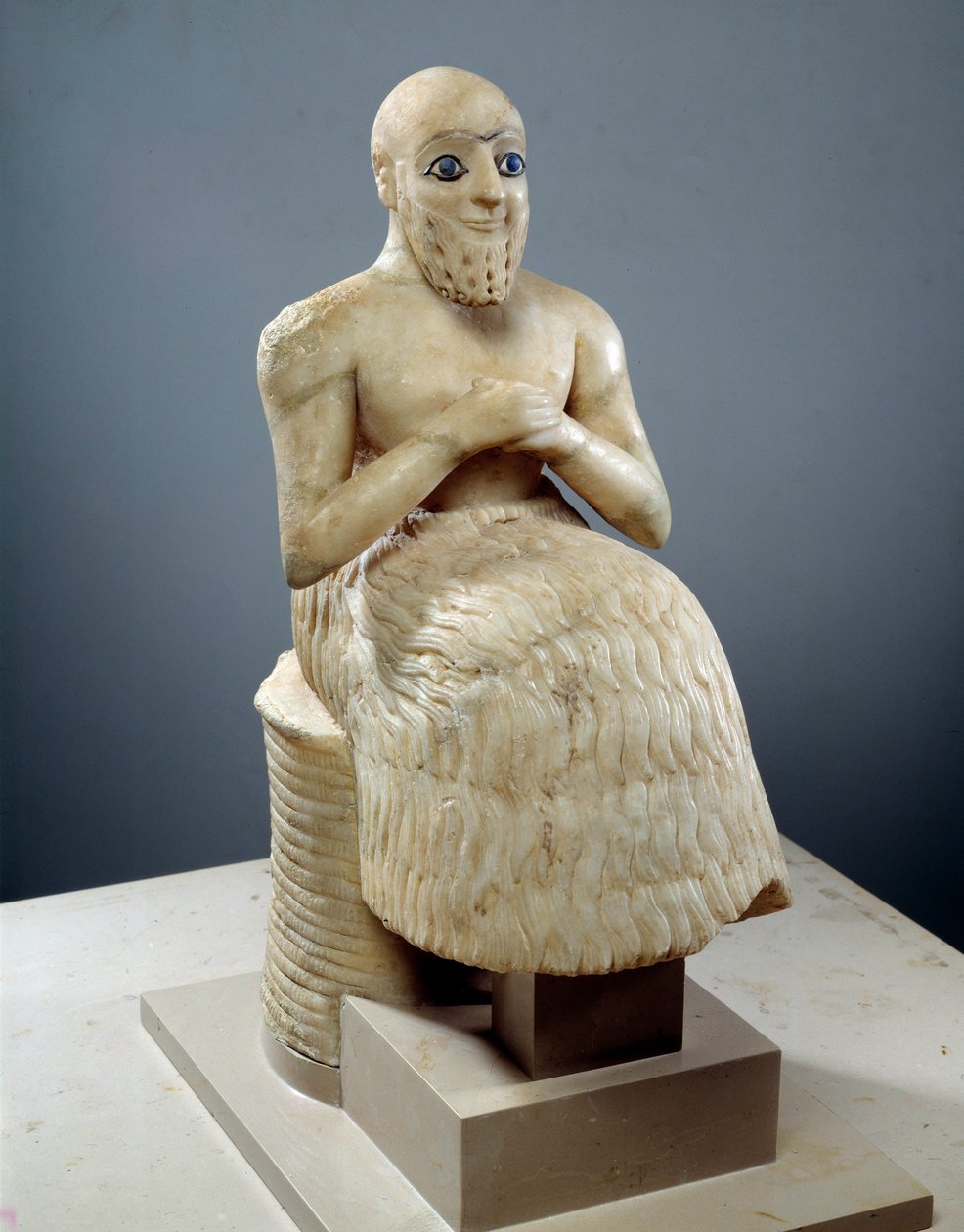 Taide Mesopotamia: Intendantti Ebih-ilin patsas. Veistos albasterista, simpukasta, lapis-lasulista ja liuskeesta, Noin 2500 eKr. (Sumerilainen aika, noin 2900-2200 eKr.). Marilta. Korkeus: 0,525 m. tekijältä Mesopotamian Mesopotamian