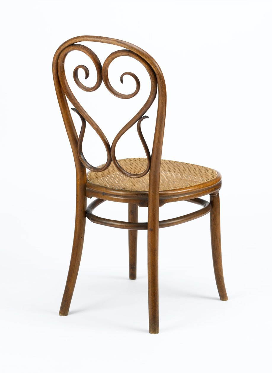 Sivutuoli, n. 1848 (taivutettu massiivipyökki ja kudottu ruokoistuin) tekijältä Michael Thonet