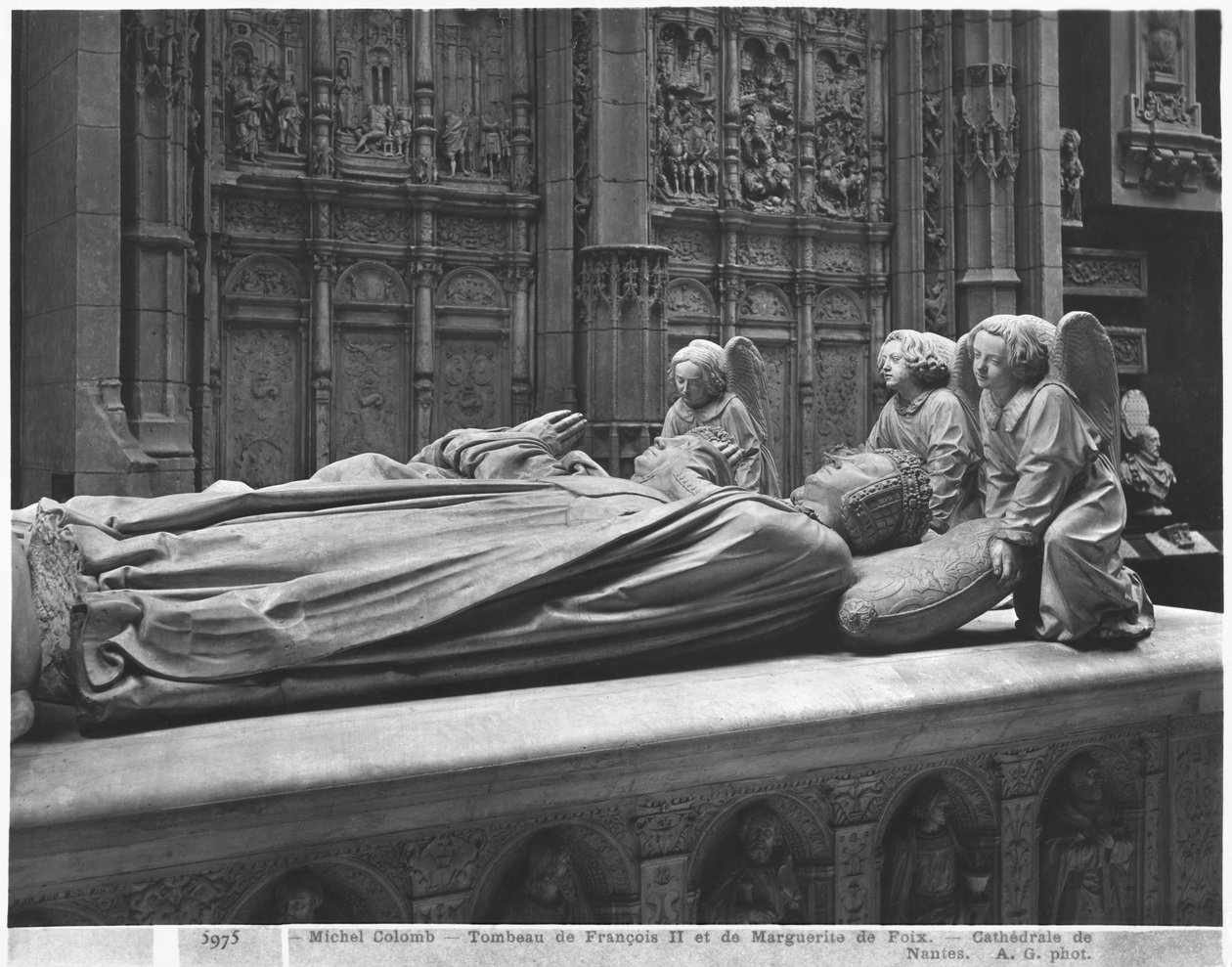 Nantes, Pietarin ja Paavalin katedraali, Bretagnen herttua Francis II:n hauta ja Foixin Marguerite, 1502-07 (marmorista valettu kipsi) (yksityiskohta) tekijältä Michel Colombe
