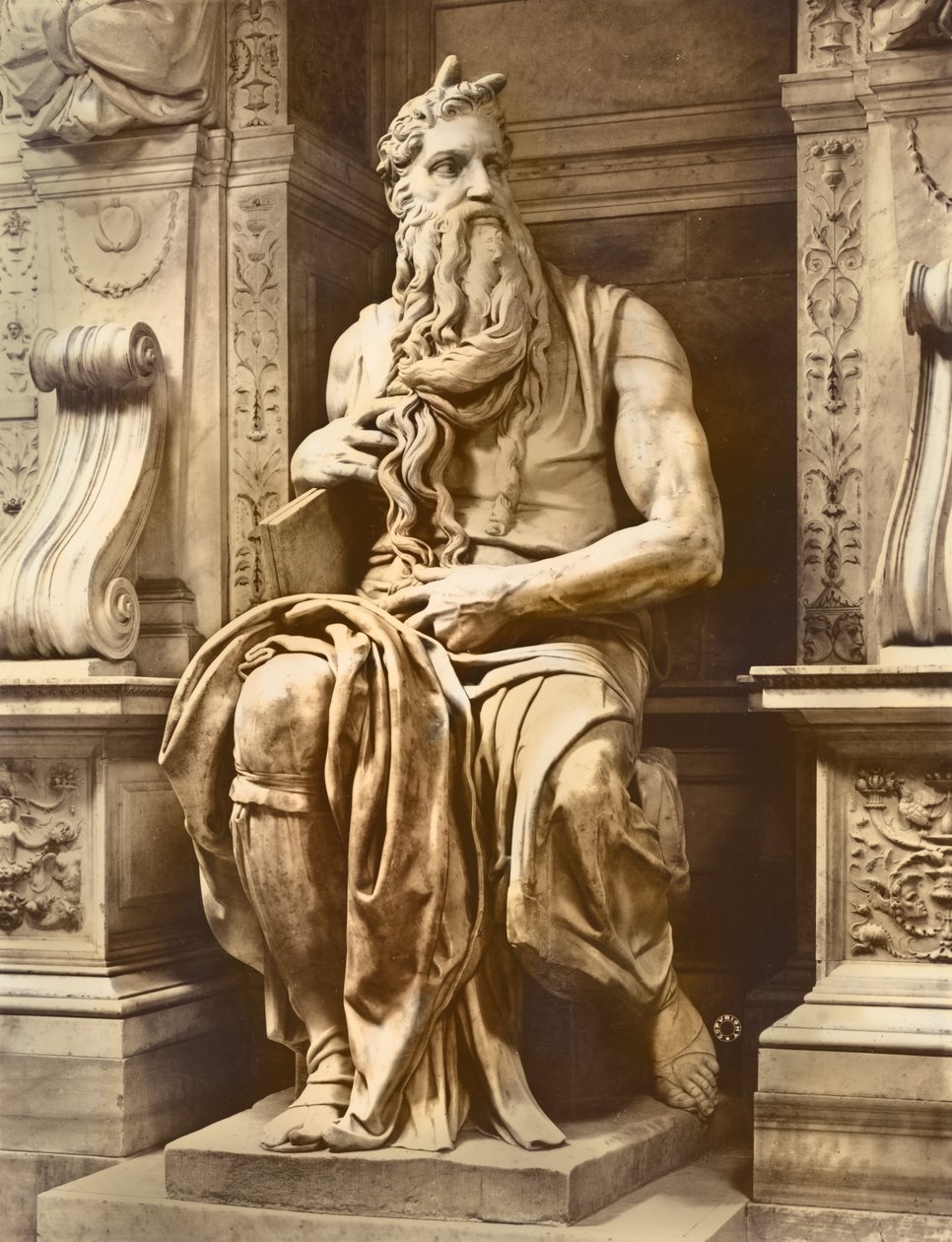 Paavi Julius II:n hauta 1453-1513 Mooseksen yksityiskohta, 1513-16 marmori tekijältä Michelangelo Buonarroti