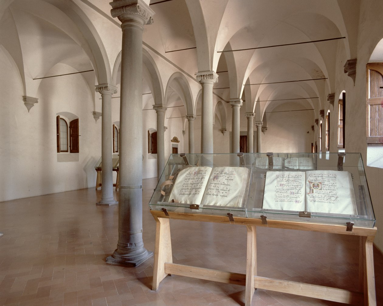 Kirjasto, 1441 tekijältä Michelozzo di Bartolommeo