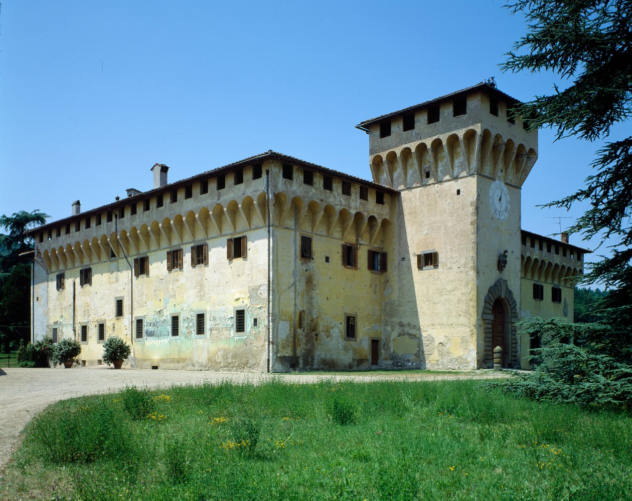 Medici Villa of Cafaggiolo, aloitettu 1451 tekijältä Michelozzo di Bartolommeo