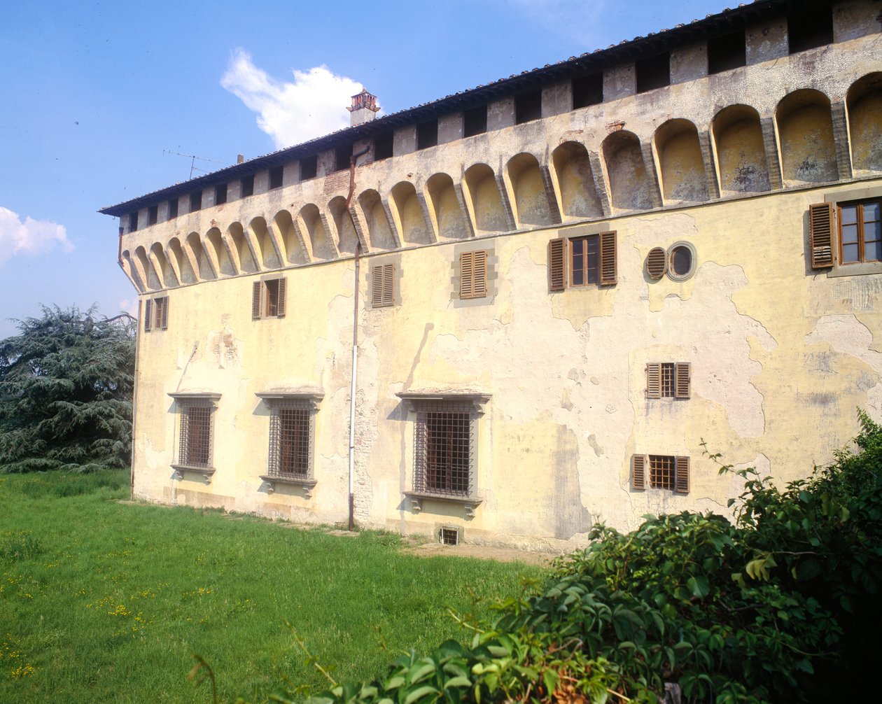 Medici Villa of Cafaggiolo, aloitettu 1451 tekijältä Michelozzo di Bartolommeo