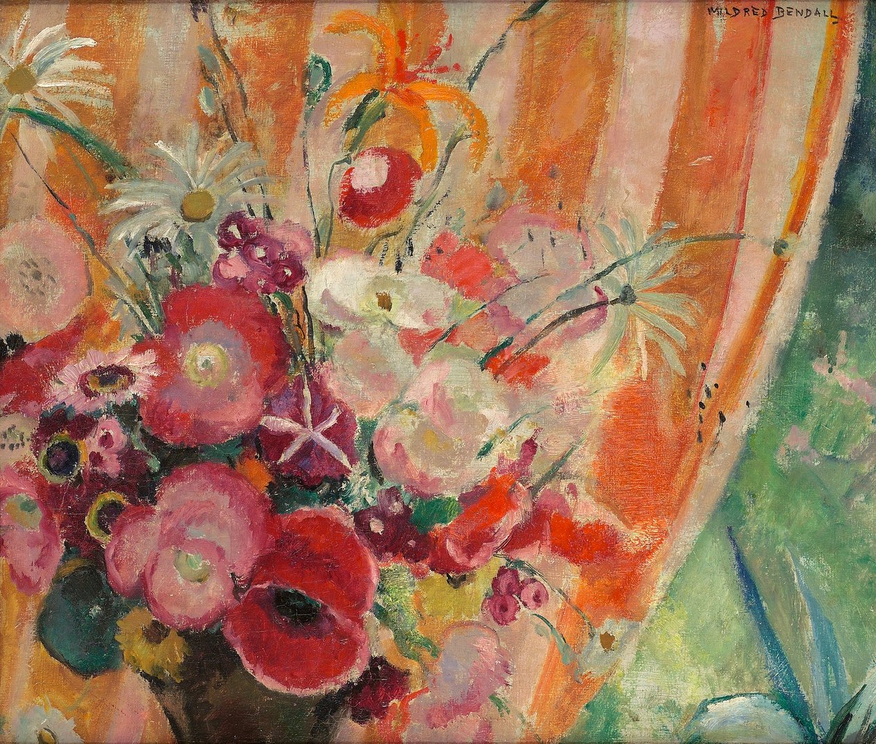Oranssi raidallinen verho, n.1926 tekijältä Mildred Bendall